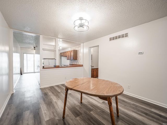 646 E Maryland Street, Evansville, IN 47711