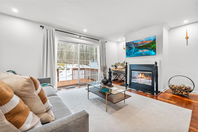 503 Twin Brook Court, Carmel, NY 10512