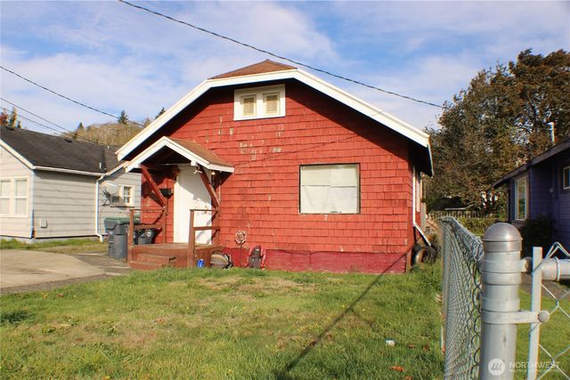 309 Eklund Avenue, Hoquiam, WA 98550