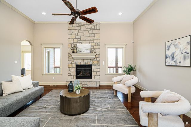 3605 Eastridge Circle, Manhattan, KS 66503