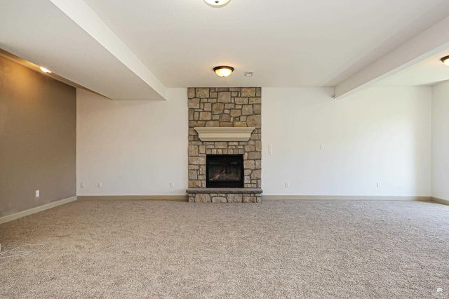 3605 Eastridge Circle, Manhattan, KS 66503