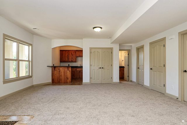 3605 Eastridge Circle, Manhattan, KS 66503