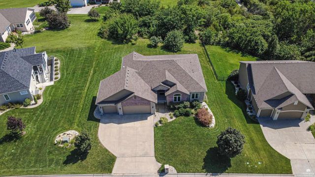 3605 Eastridge Circle, Manhattan, KS 66503