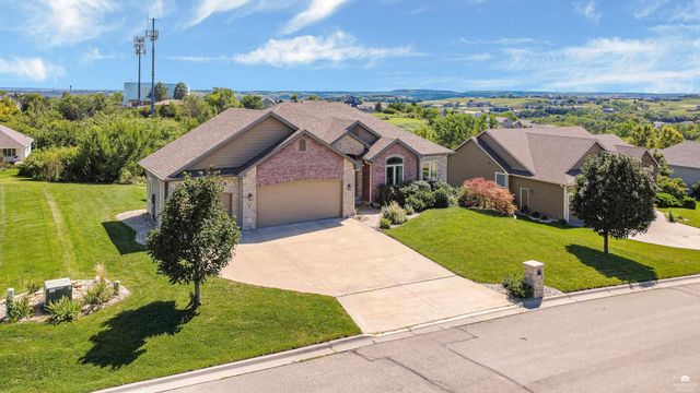 3605 Eastridge Circle, Manhattan, KS 66503