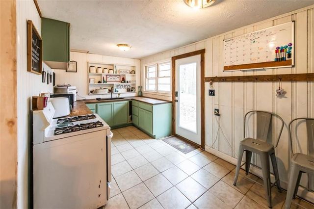 1866 Mount Zion Road, Carrollton, GA 30117