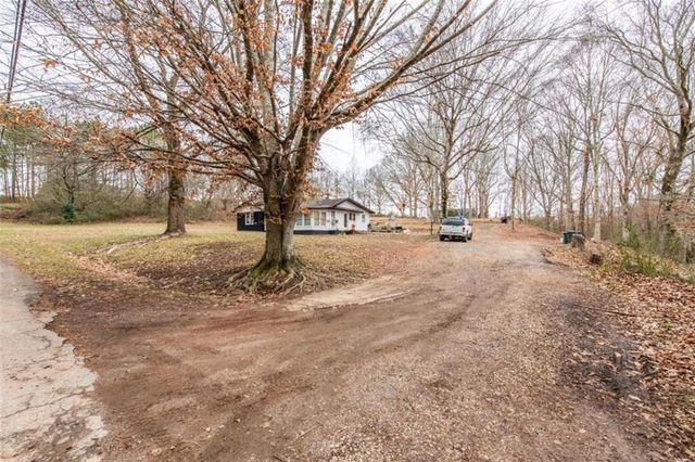 1866 Mount Zion Road, Carrollton, GA 30117