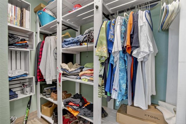 5 N KEYSTONE DRIVE, Clearwater, FL 33755