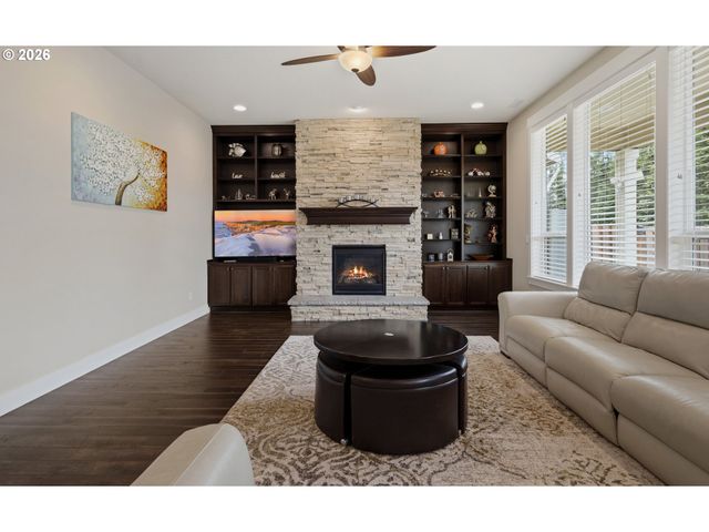 15362 Nw DELIA St, Portland, OR 97229