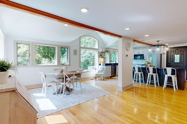 22 Old Cambridge Turnpike, Lincoln, MA 01773