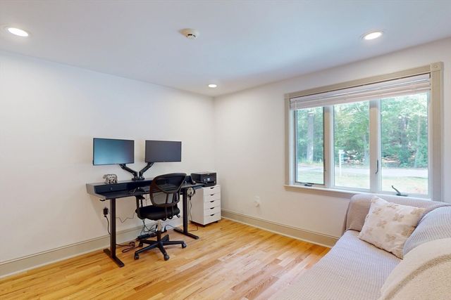 22 Old Cambridge Turnpike, Lincoln, MA 01773