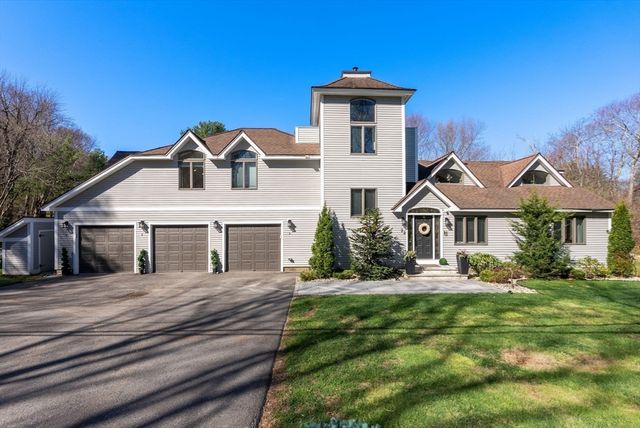 22 Old Cambridge Turnpike, Lincoln, MA 01773