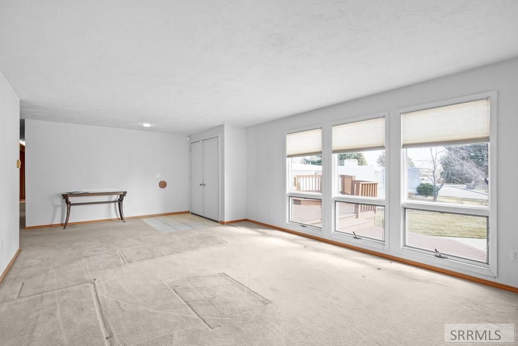 Image 10 of property listing at 397 Hemlock Circle, Idaho Falls, ID 83401