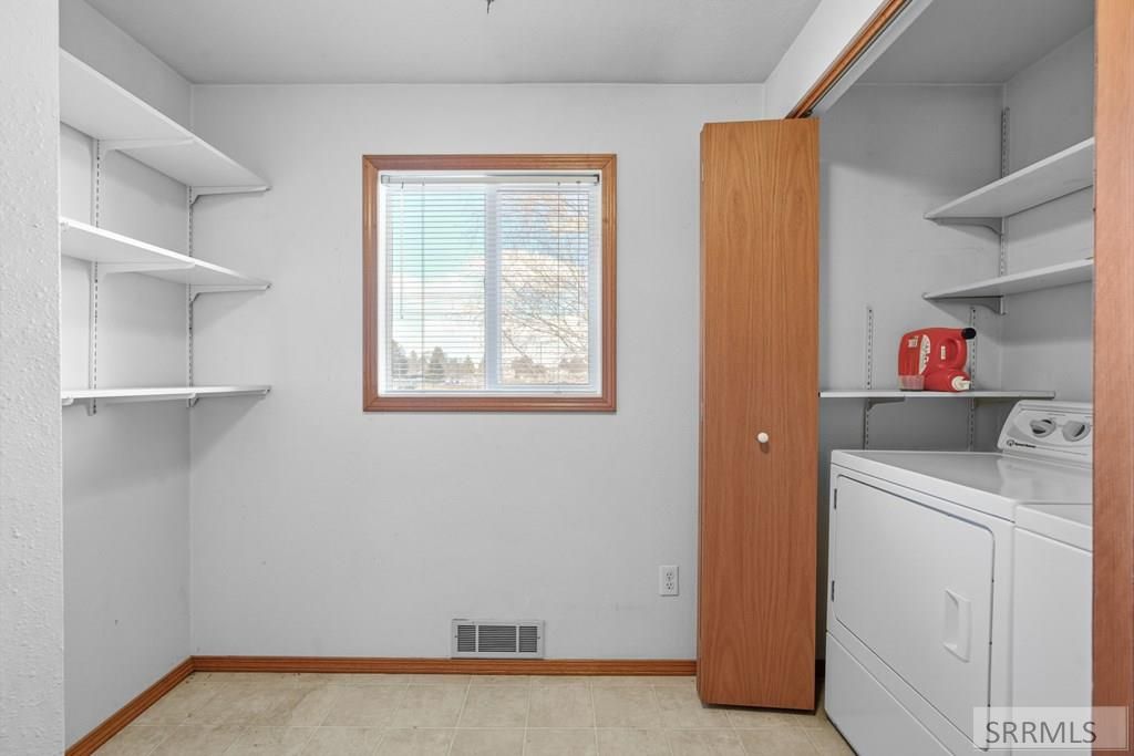 Image 21 of property listing at 397 Hemlock Circle, Idaho Falls, ID 83401