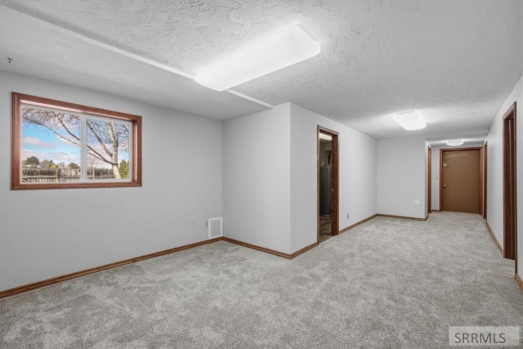 Image 48 of property listing at 397 Hemlock Circle, Idaho Falls, ID 83401