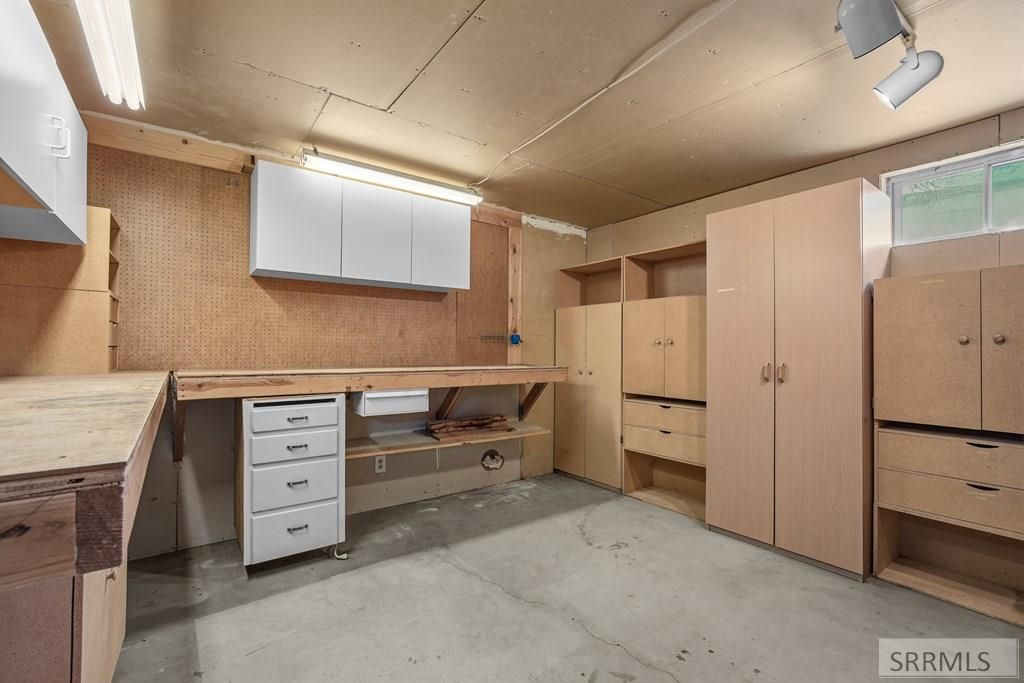 Image 56 of property listing at 397 Hemlock Circle, Idaho Falls, ID 83401