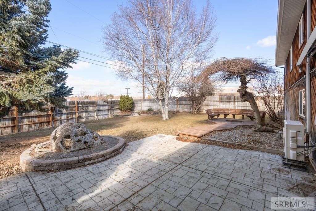 Image 59 of property listing at 397 Hemlock Circle, Idaho Falls, ID 83401