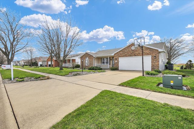 609 Pheasant Run Road, Tuscola, IL 61953