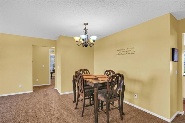 609 Pheasant Run Road, Tuscola, IL 61953