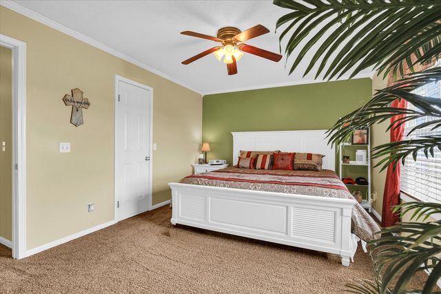 609 Pheasant Run Road, Tuscola, IL 61953