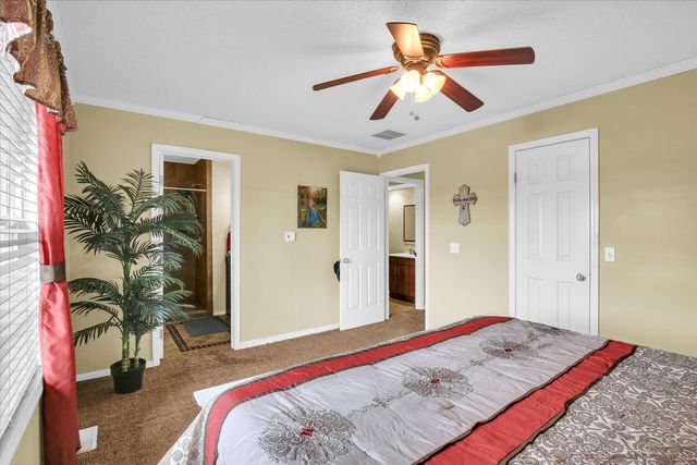 609 Pheasant Run Road, Tuscola, IL 61953