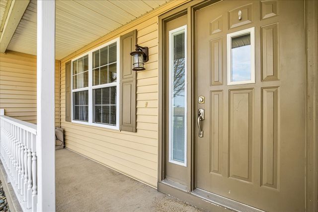 609 Pheasant Run Road, Tuscola, IL 61953