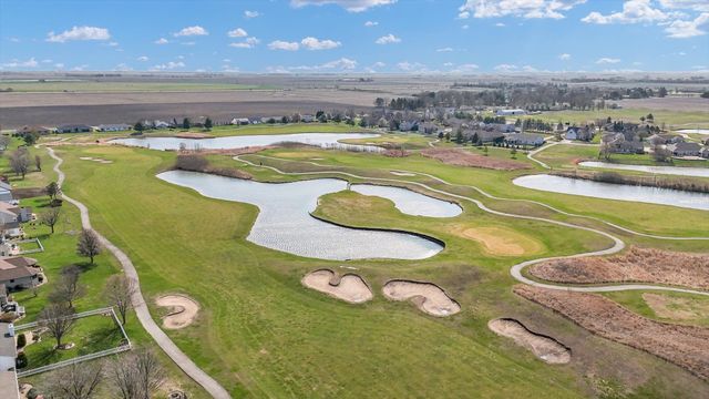 609 Pheasant Run Road, Tuscola, IL 61953