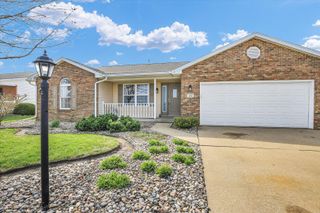 609 Pheasant Run Road, Tuscola, IL 61953