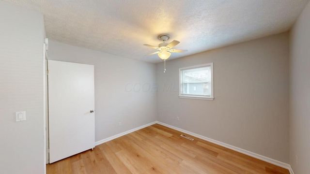 1009 Minerva Avenue, Columbus, OH 43229