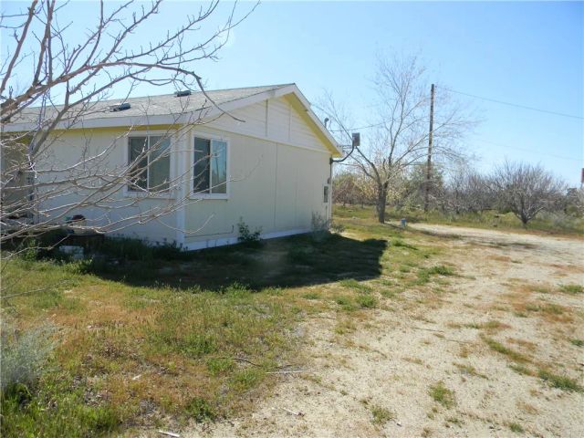 16846 E Avenue T, Llano, CA 93544