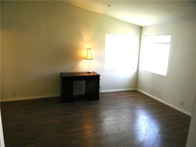 16846 E Avenue T, Llano, CA 93544