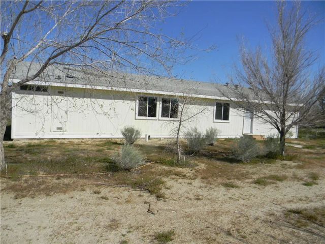 16846 E Avenue T, Llano, CA 93544