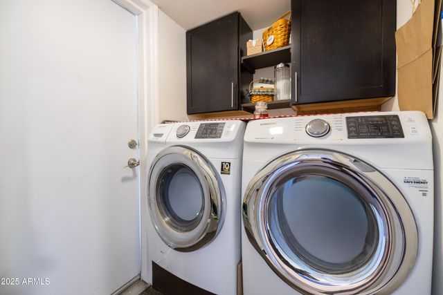 5442 S HURRICANE Court, Tempe, AZ 85283