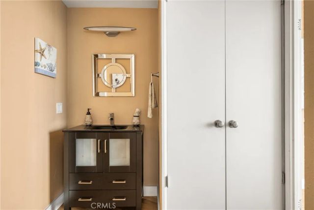 700 E Ocean 2406, Long Beach, CA 90802