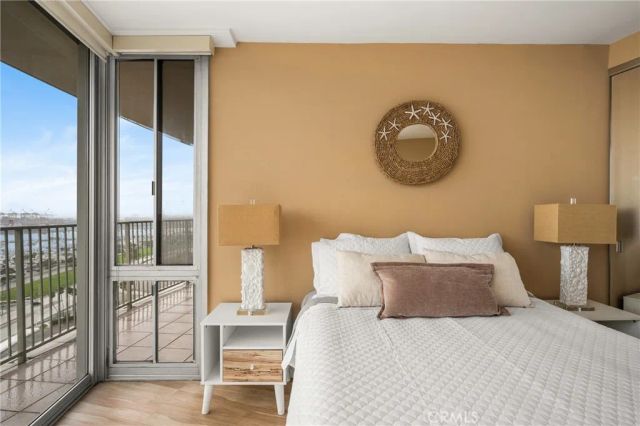 700 E Ocean 2406, Long Beach, CA 90802