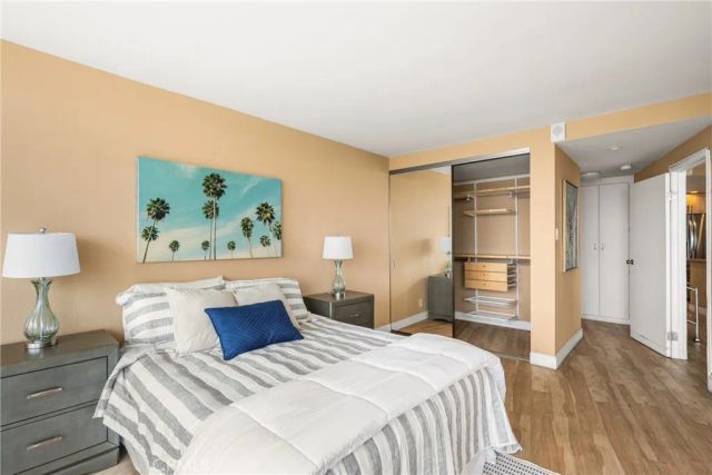 700 E Ocean 2406, Long Beach, CA 90802