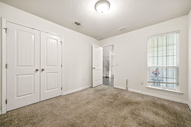 9207 Timber Lane, Navarre, FL 32566