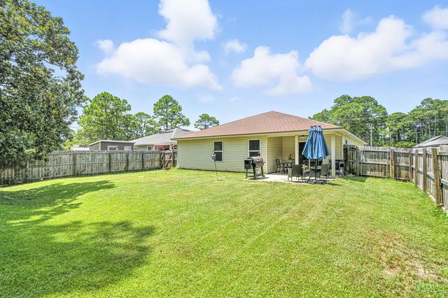 9207 Timber Lane, Navarre, FL 32566