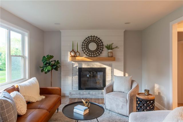24 W Knollwood Circle, North Kingstown, RI 02852