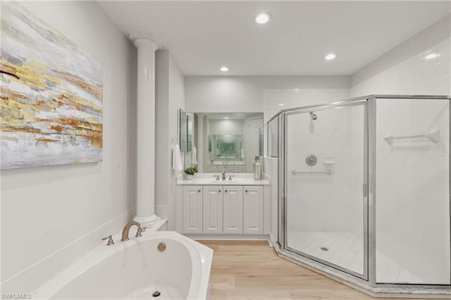 9213 Museo CIR 103, Naples, FL 34114