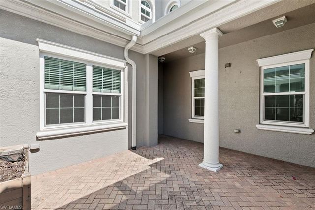 9213 Museo CIR 103, Naples, FL 34114