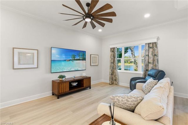 9213 Museo CIR 103, Naples, FL 34114