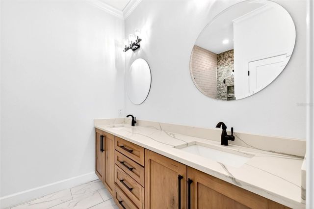 4413 W GRAY STREET 2, Tampa, FL 33609