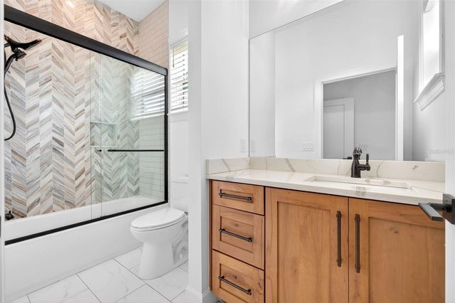 4413 W GRAY STREET 2, Tampa, FL 33609