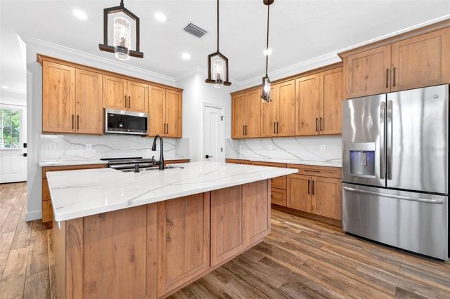 4413 W GRAY STREET 2, Tampa, FL 33609