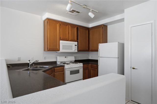 10245 South Maryland Parkway 279, Las Vegas, NV 89183