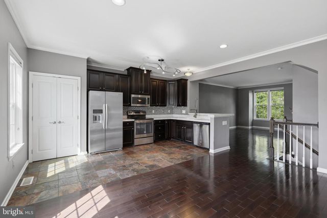 1906 LUKAS CT, Cinnaminson, NJ 08077