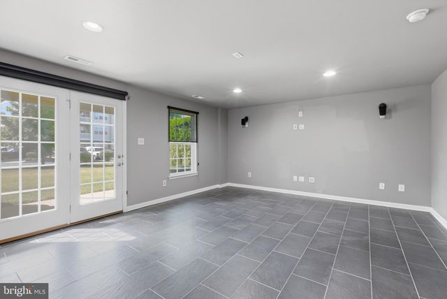 1906 LUKAS CT, Cinnaminson, NJ 08077