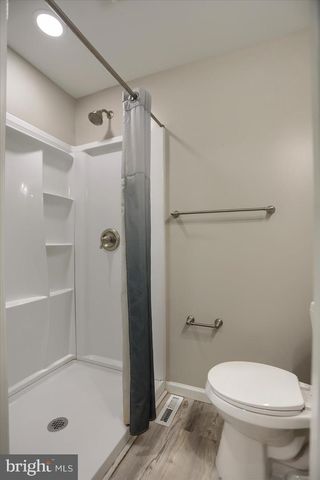 1207 ANGLESEA ST, Baltimore, MD 21224
