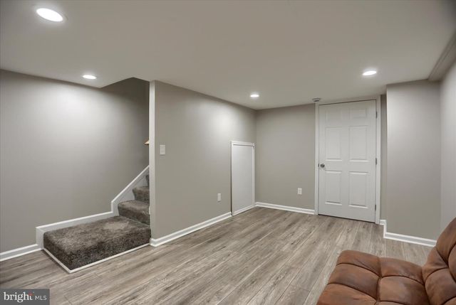 1207 ANGLESEA ST, Baltimore, MD 21224