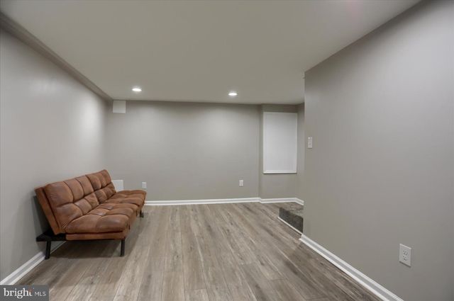 1207 ANGLESEA ST, Baltimore, MD 21224